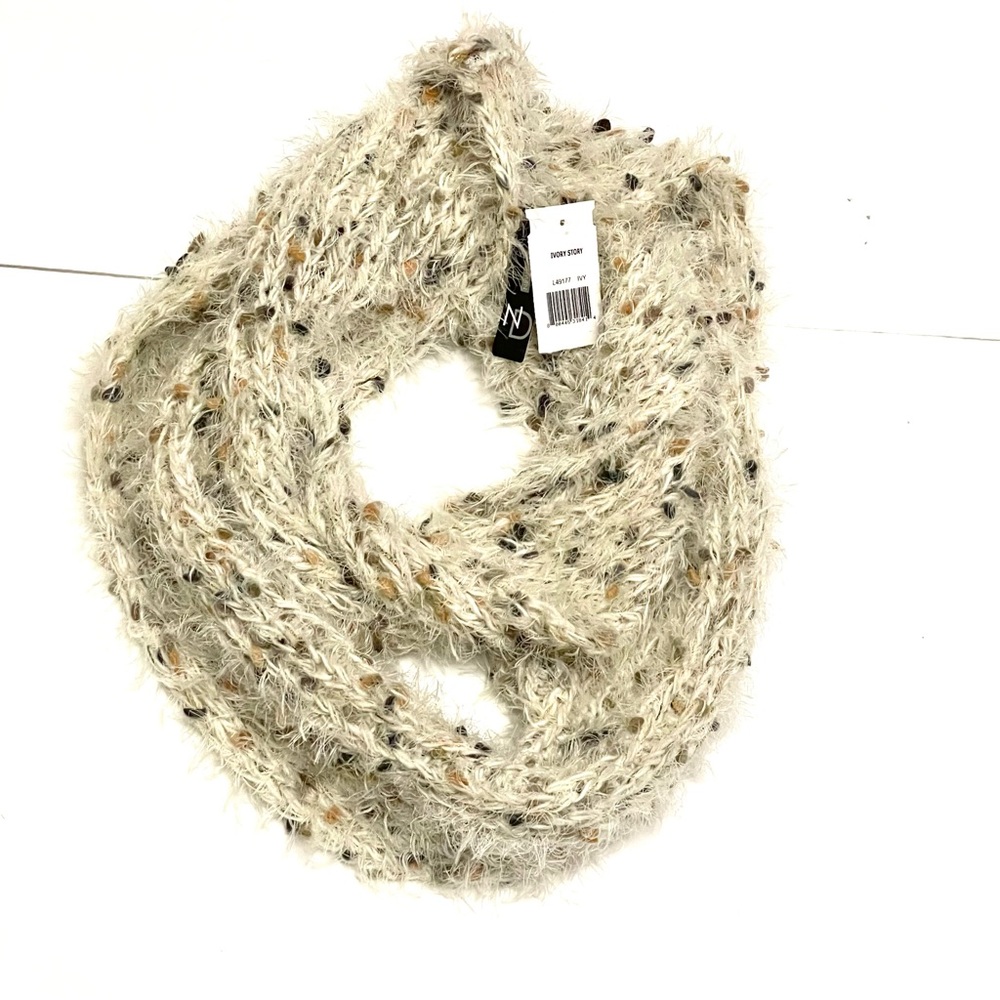 ND New Directions Women's Infinity Loop Soft Scarf Ivory Story One Size